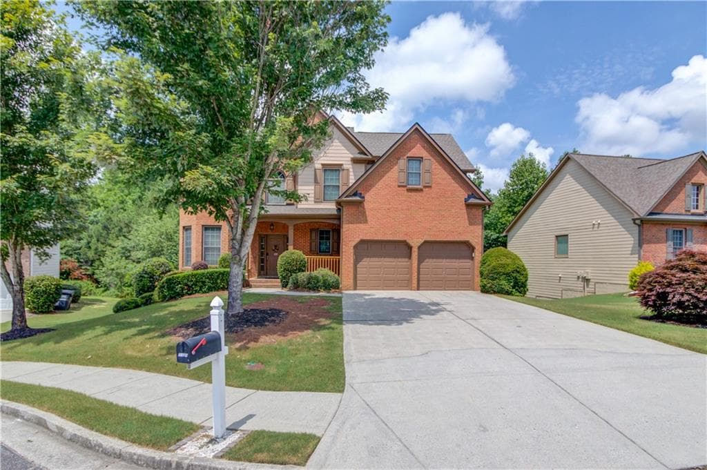 4 bedroom, 3 bathroom, 2,518 sq ft single family residence sold at 2385 Stone Willow Way, Buford, GA 30519