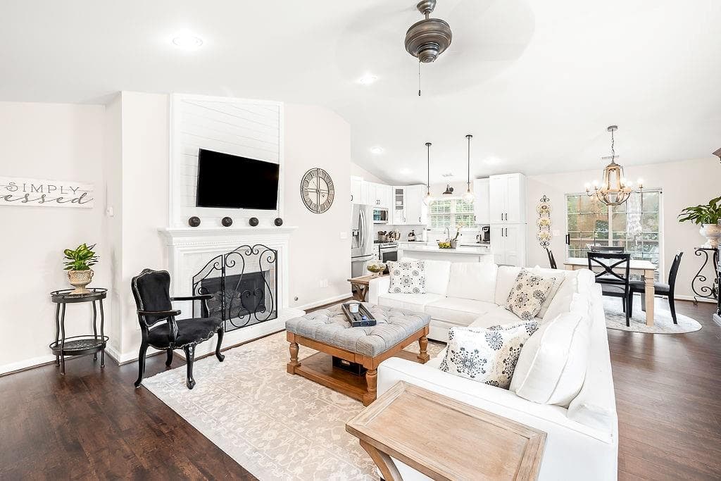 2852 Hutchins Walk Court, Snellville, GA 30078 — most recent listing photo