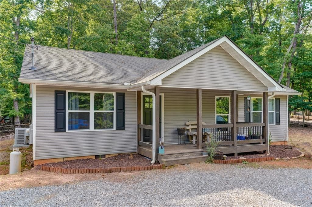 414 Medina Court, Ellijay, GA 30540 — most recent listing photo