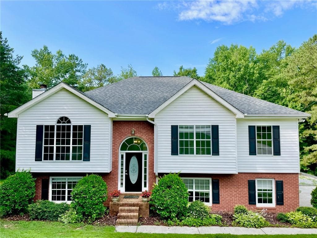 4862 Eagle Watch Drive, Flowery Branch, GA 30542 — most recent listing photo