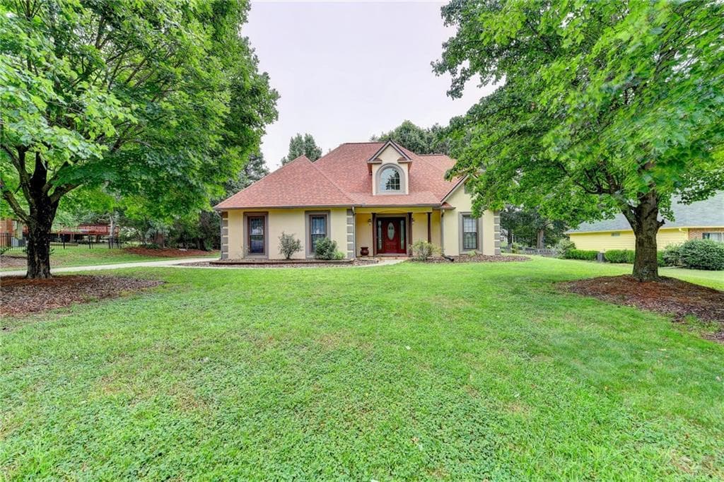 3 bedroom, 3 bathroom, 2,056 sq ft single family residence sold at 1905 Ashton Brooke Lane, Buford, GA 30519