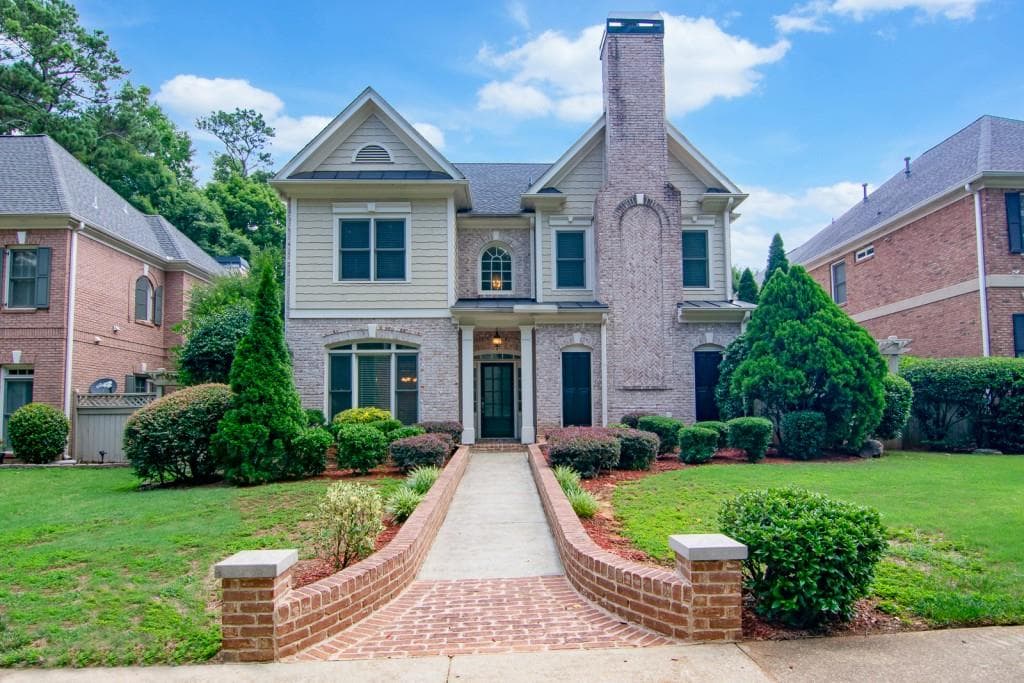 2354 Briarcliff Commons, Atlanta, GA 30345 — most recent listing photo