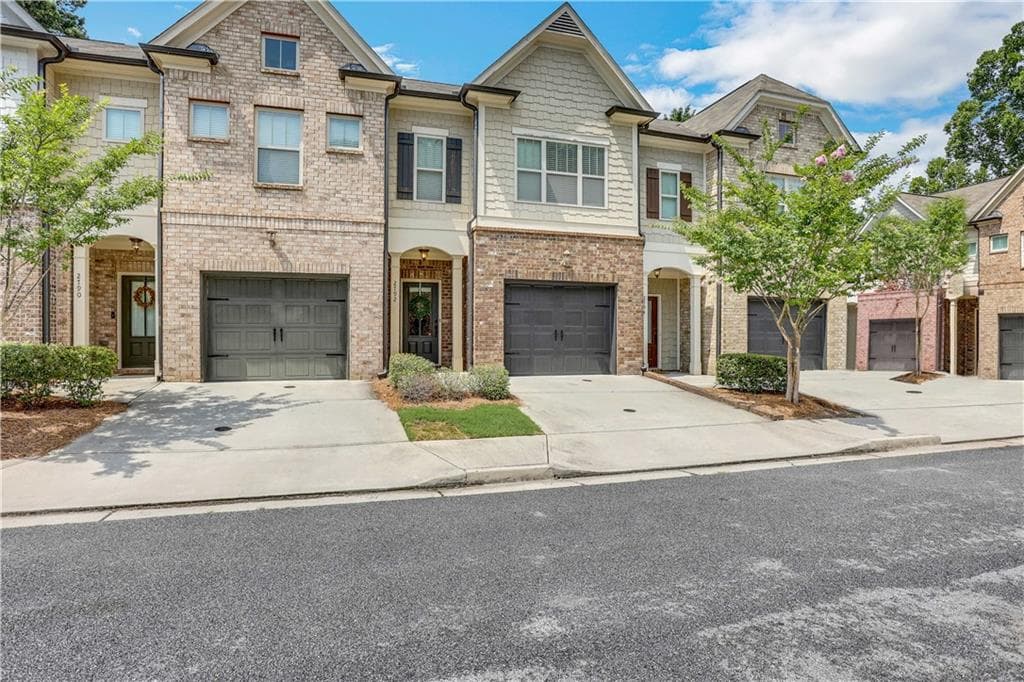 2792 Archway Lane, Brookhaven, GA 30341 — most recent listing photo