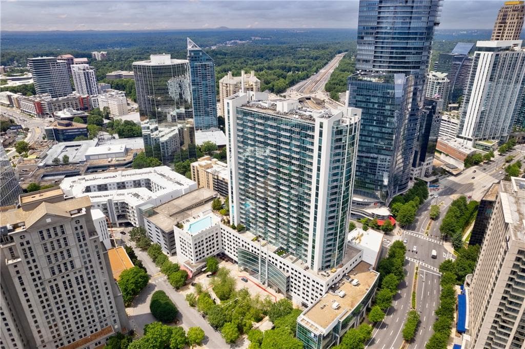 2 bedroom, 2 bathroom, 1,245 sq ft condominium sold at 3324 Peachtree Road 2319, Atlanta, GA 30326