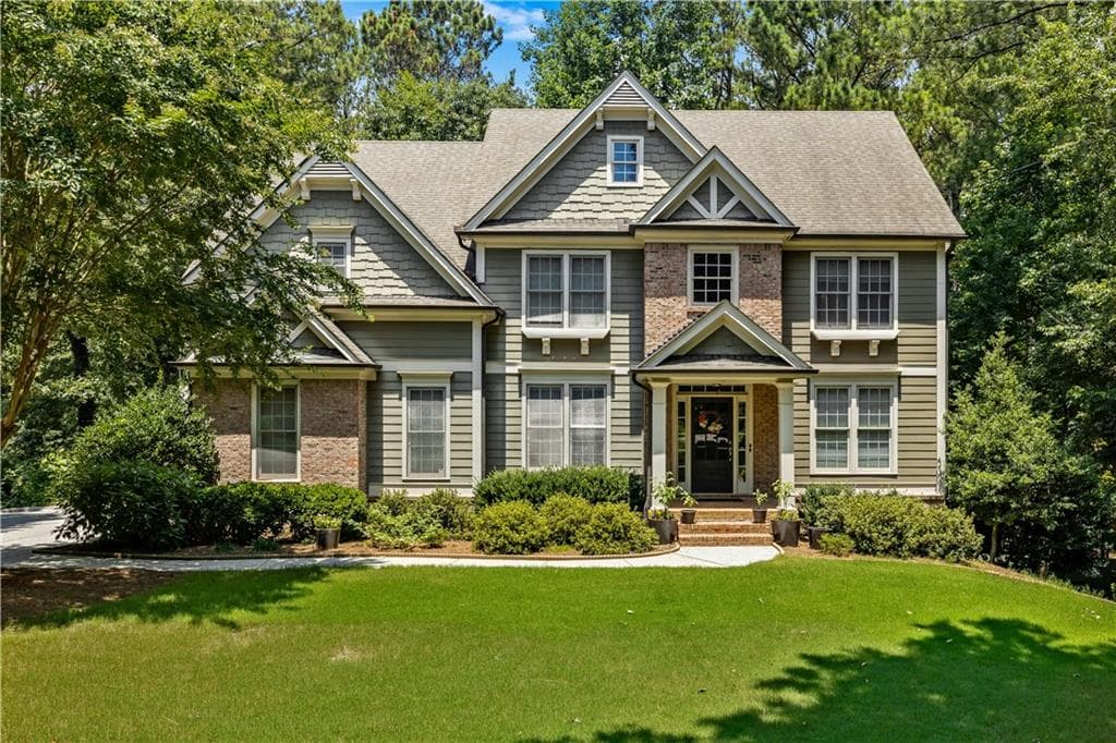 6 bedroom, 5 bathroom, 3,617 sq ft single family residence sold at 804 Holly Ridge, Canton, GA 30115