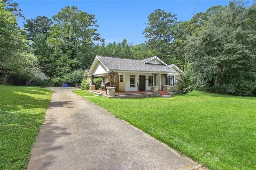 3 bedroom, 2 bathroom, 1,657 sq ft single family residence sold at 3395 Pope Road, Douglasville, GA 30135