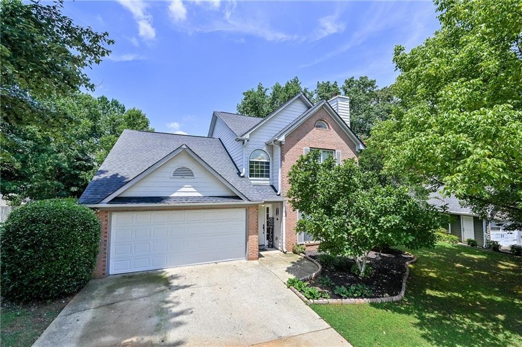 4 bedroom, 3 bathroom, 2,459 sq ft single family residence sold at 4967 Abbotts Glen Trail, Acworth, GA 30101