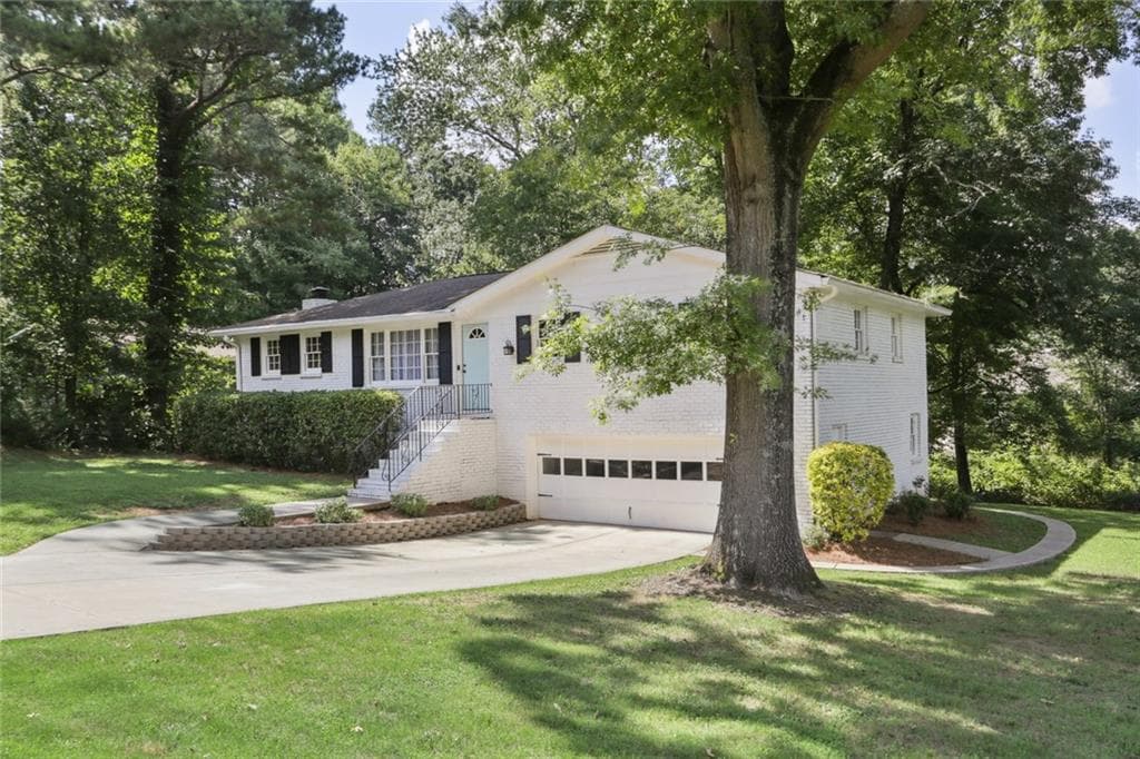 3 bedroom, 2 bathroom, 2,062 sq ft single family residence sold at 2021 Shadowwood Drive, Marietta, GA 30066
