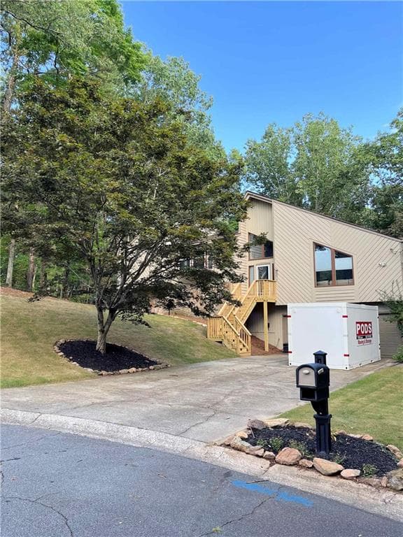4 bedroom, 3 bathroom, 2,708 sq ft single family residence sold at 3442 Winter Wood Trace, Marietta, GA 30062