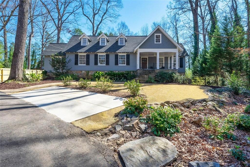 5 bedroom, 4 bathroom, 4,430 sq ft single family residence sold at 3953 Ivy Road, Atlanta, GA 30342