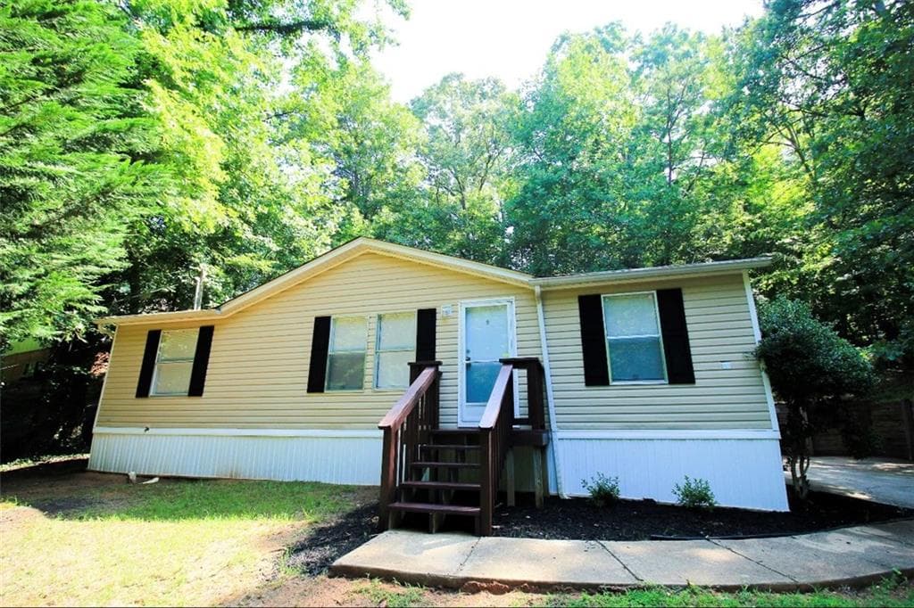 6162 Cardinal Drive, Gainesville, GA 30506 — most recent listing photo