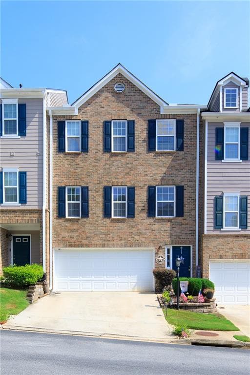 3 bedroom, 4 bathroom, 2,048 sq ft townhouse sold at 408 Eagle Tiff Drive, Sugar Hill, GA 30518