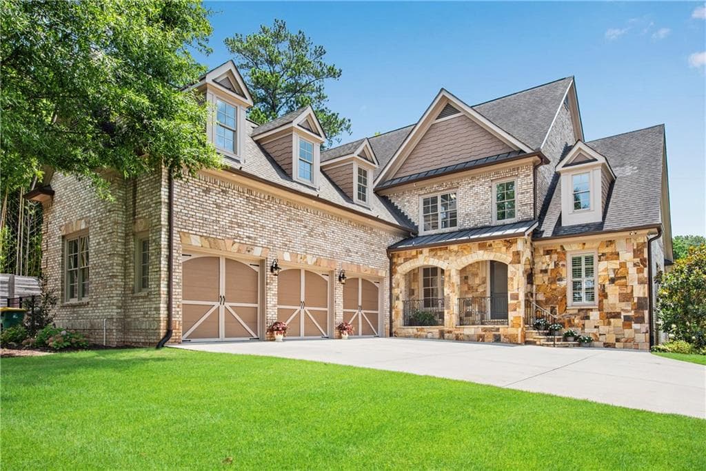 671 Windsor Parkway, Sandy Springs, GA 30342 — most recent listing photo