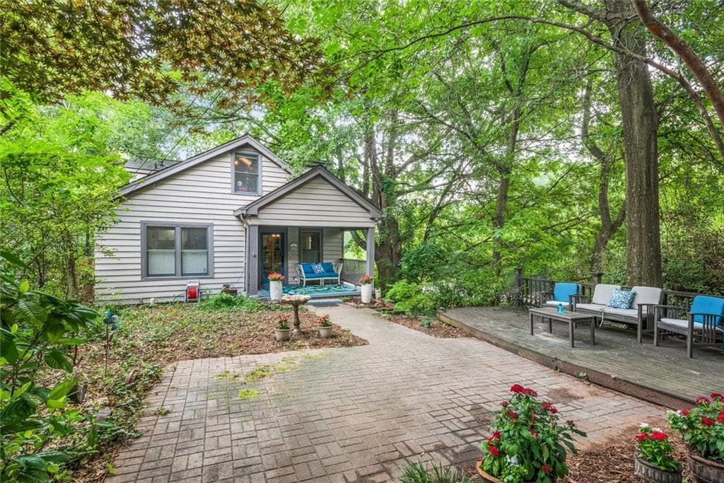 4 bedroom, 2 bathroom, 1,888 sq ft single family residence sold at 90 Douglas Street, Atlanta, GA 30317