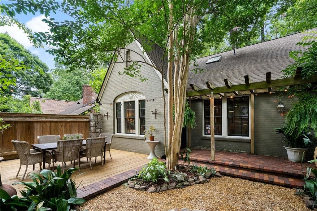 2 bedroom, 2 bathroom, 2,623 sq ft single family residence sold at 749 Martina Drive, Atlanta, GA 30305