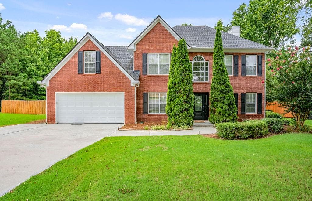 322 Lochmill Court, Loganville, GA 30052 — most recent listing photo