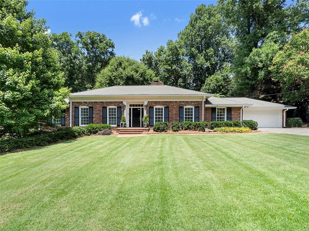 135 Forrest Lake Drive, Sandy Springs, GA 30327 — most recent listing photo