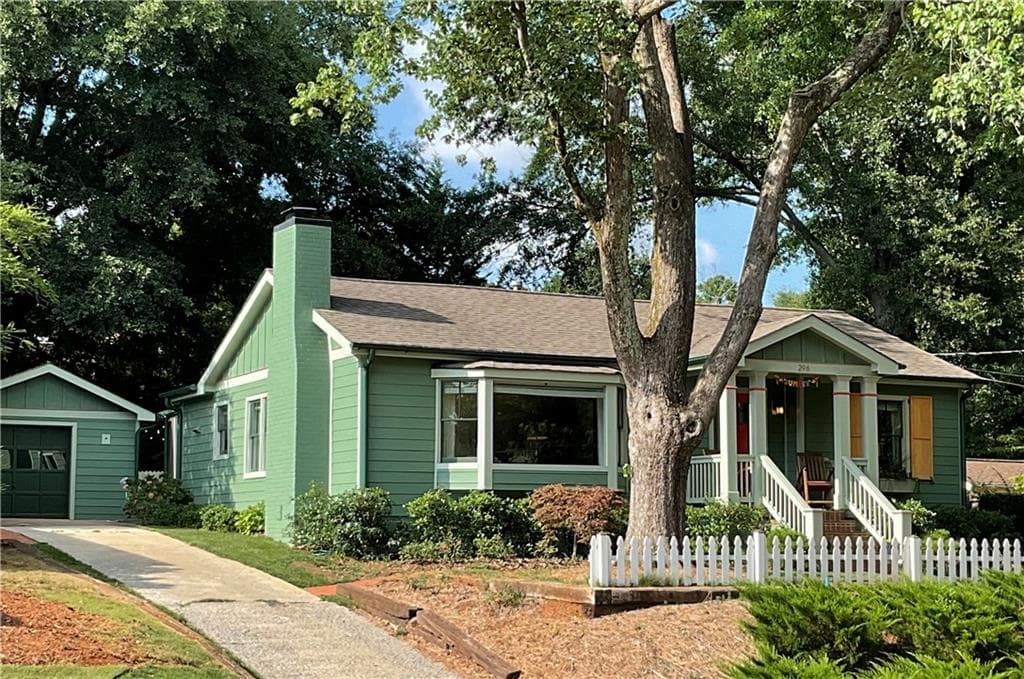 296 Cascade Drive, Marietta, GA 30064 — most recent listing photo