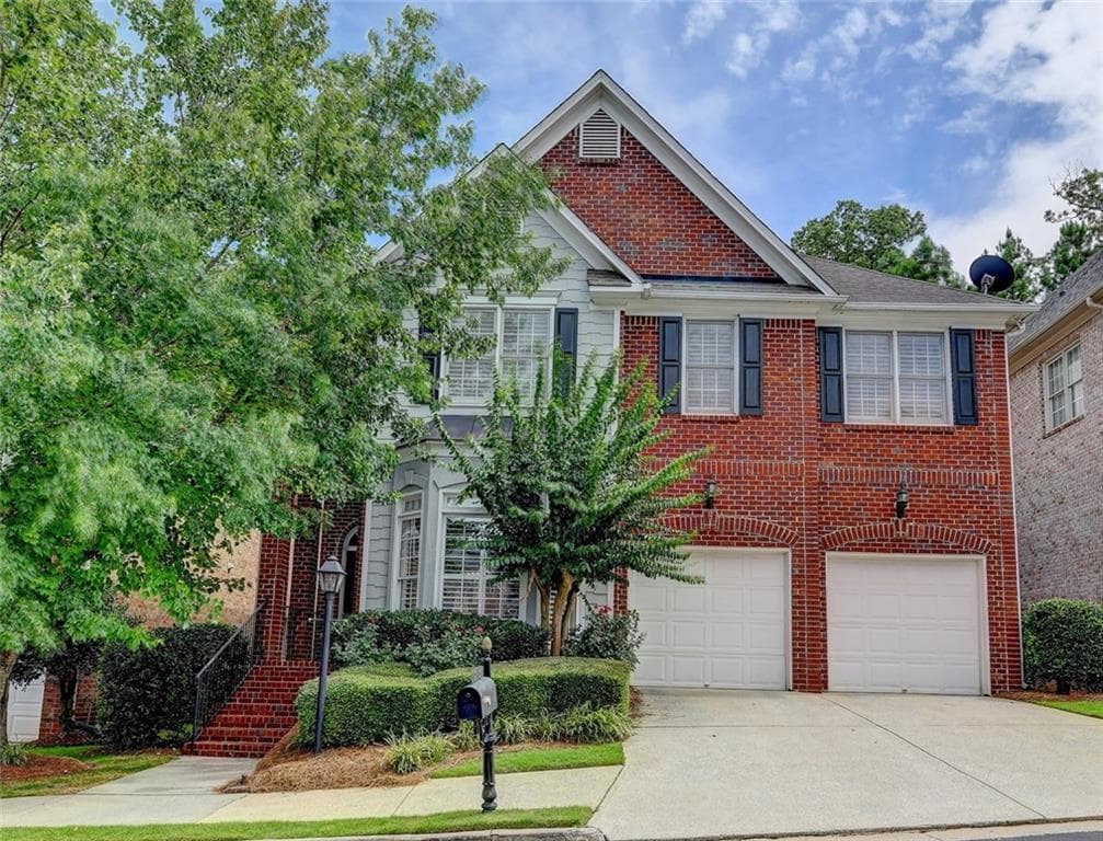 1213 Dunwoody Village Drive, Dunwoody, GA 30338 — most recent listing photo