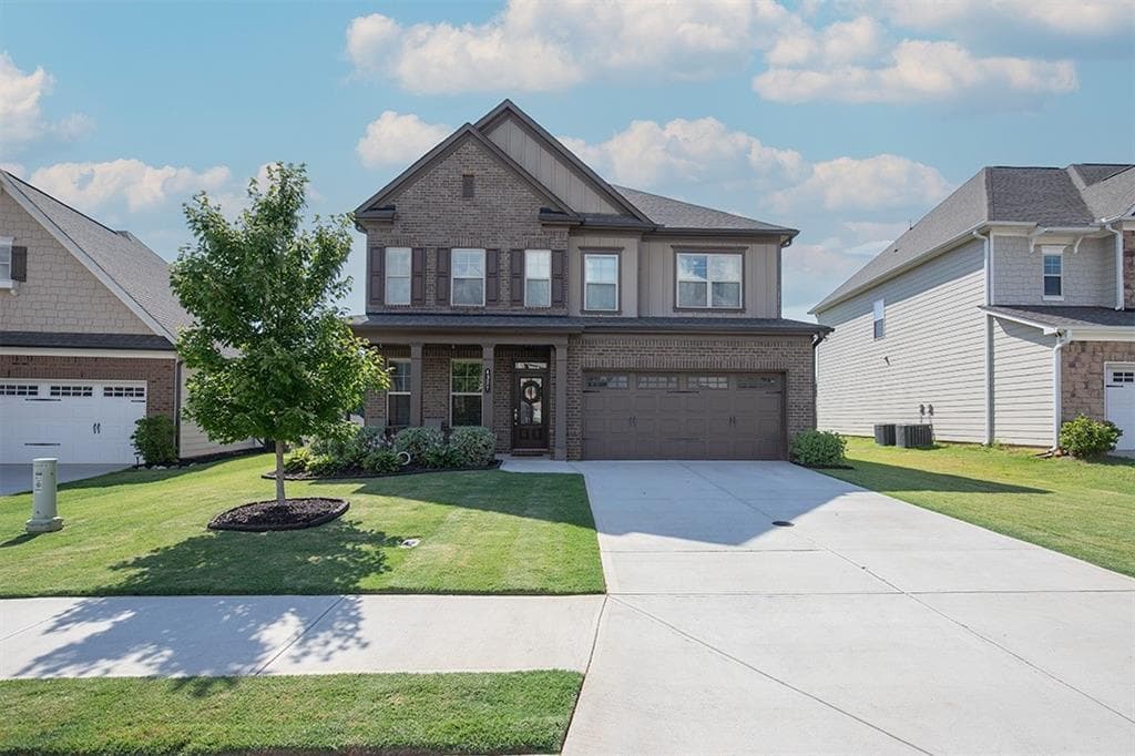4 bedroom, 3 bathroom, 2,675 sq ft single family residence sold at 4327 Clubside Drive, Gainesville, GA 30504