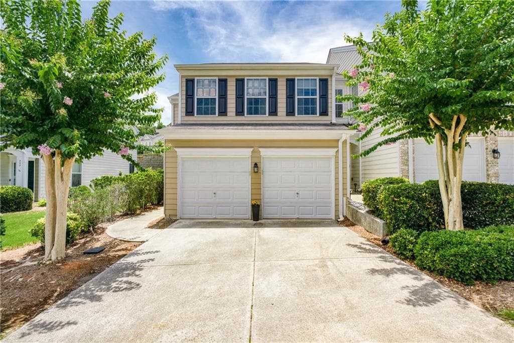 3 bedroom, 3 bathroom, 1,778 sq ft townhouse sold at 247 Cavendar Way 17, Marietta, GA 30066