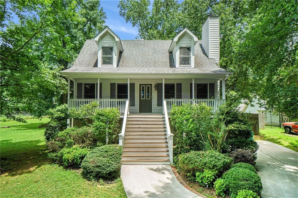 3 bedroom, 2 bathroom, 1,373 sq ft single family residence sold at 5605 Austin Garner Road, Sugar Hill, GA 30518