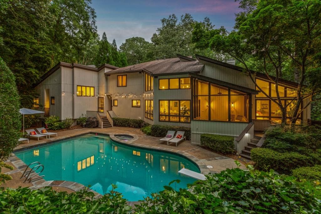 544 Pine Valley Road, Marietta, GA 30067 — most recent listing photo