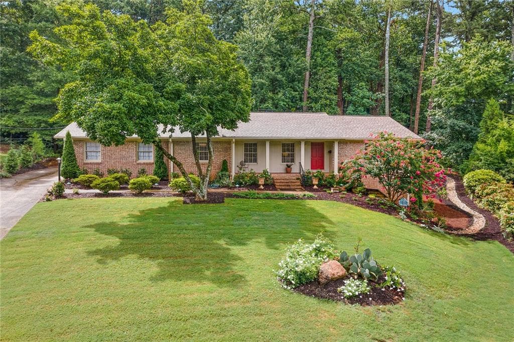 1050 Viscount Court, Avondale Estates, GA 30002 — most recent listing photo