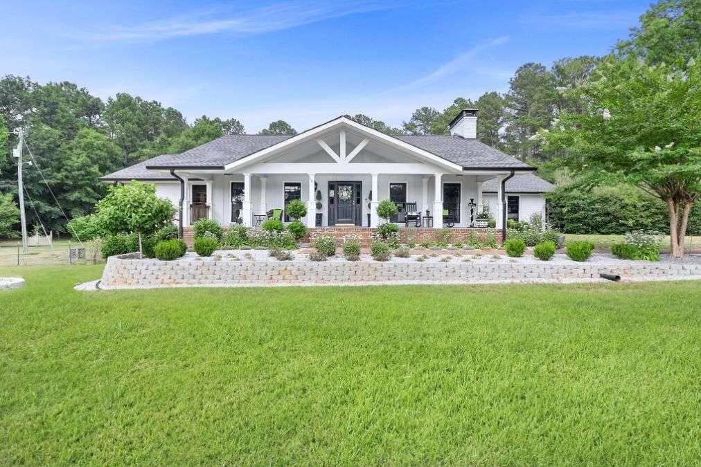 301 Flat Creek Trail, Fayetteville, GA 30214 — most recent listing photo