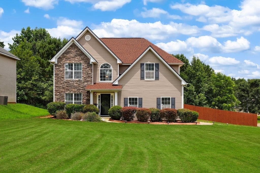 995 Anvil Way, Douglasville, GA 30134 — most recent listing photo