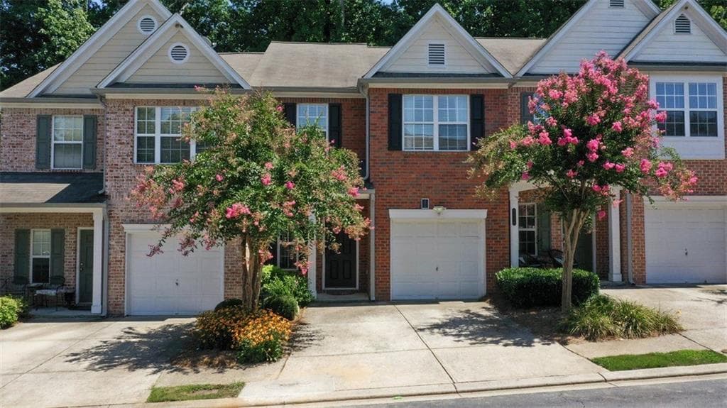 2 bedroom, 3 bathroom, 1,602 sq ft condominium sold at 3832 PLEASANT OAKS Drive, Lawrenceville, GA 30044