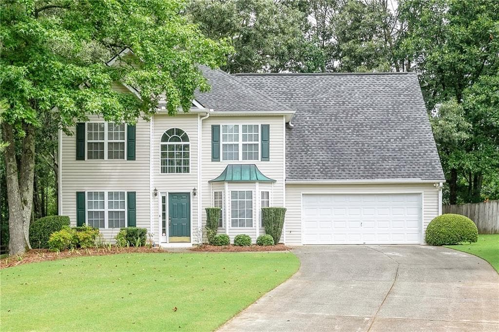 4 bedroom, 3 bathroom, 2,505 sq ft single family residence sold at 6410 Glen Brooke Drive, Cumming, GA 30028