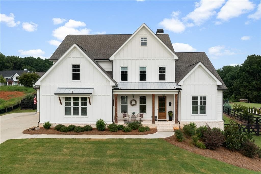 4 bedroom, 5 bathroom, 3,750 sq ft single family residence sold at 121 Creekview Lane, Canton, GA 30115
