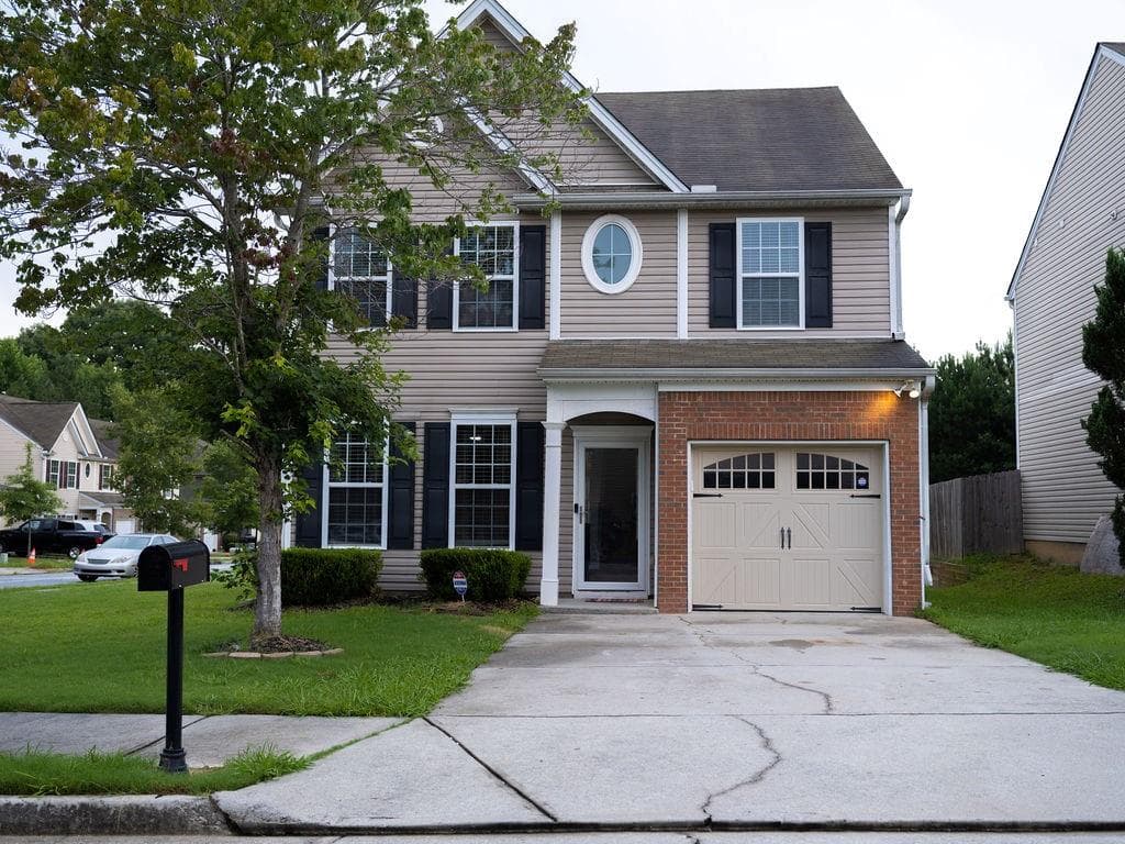 200 RAINHAM Court, Union City, GA 30291 — most recent listing photo
