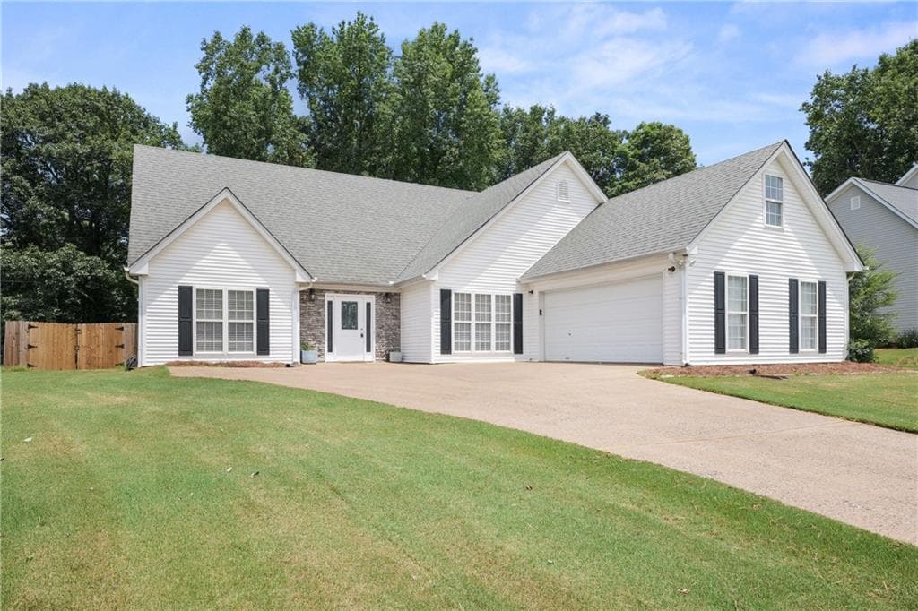 8130 Castleberry Farms Drive, Gainesville, GA 30506 — most recent listing photo