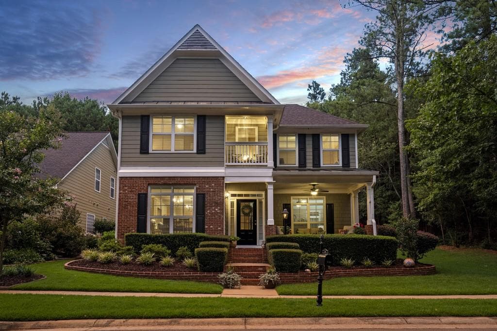 569 Jackson Street, Suwanee, GA 30024 — most recent listing photo
