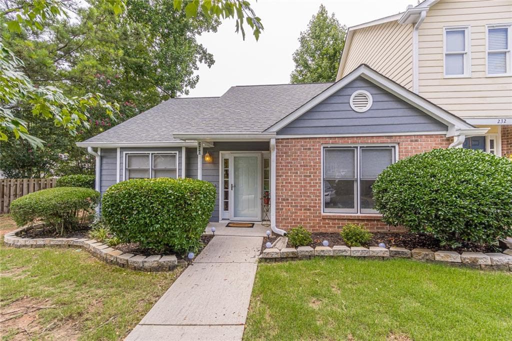 230 Triple Oaks Drive, Tucker, GA 30084 — most recent listing photo