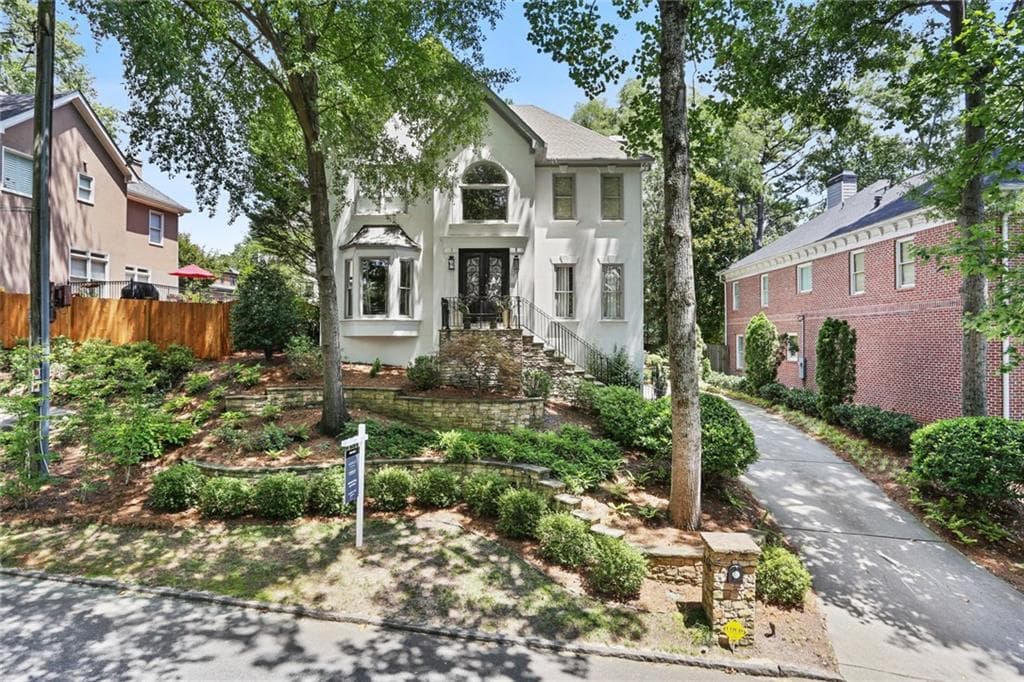 3 bedroom, 3 bathroom, 2,084 sq ft single family residence sold at 2313 Colonial Drive, Brookhaven, GA 30319
