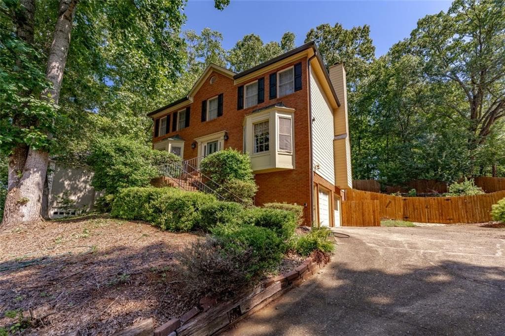 4 bedroom, 4 bathroom, 2,672 sq ft single family residence sold at 2005 Wenlok Trail, Marietta, GA 30066