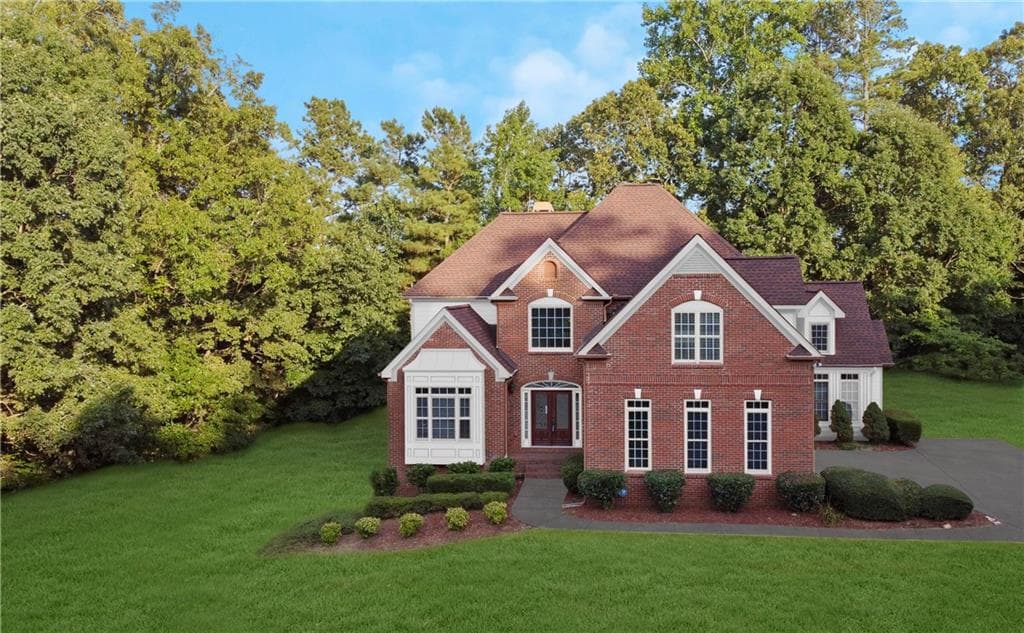 401 Falls Of Cherokee Drive, Canton, GA 30114 — most recent listing photo