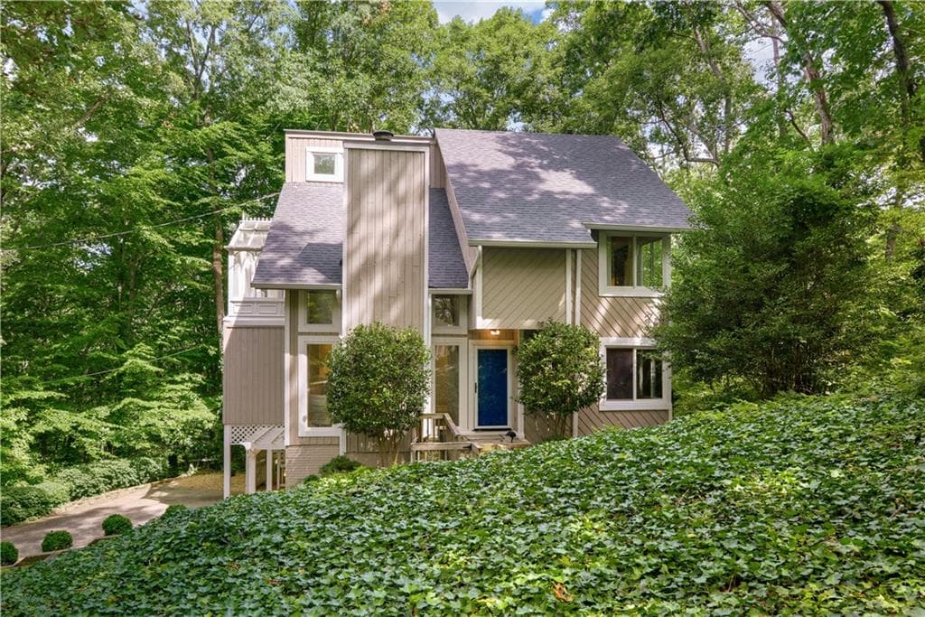4201 Blackland Drive, Marietta, GA 30067 — most recent listing photo