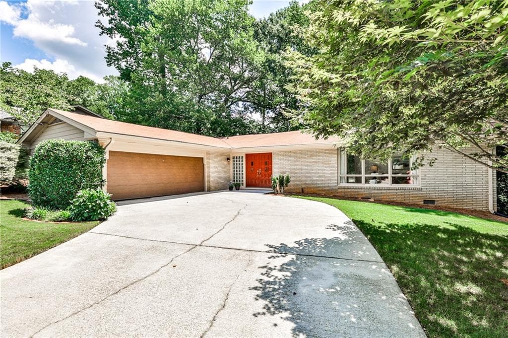3 bedroom, 2 bathroom, 1,539 sq ft single family residence sold at 2377 Bradcliff Drive, Atlanta, GA 30345