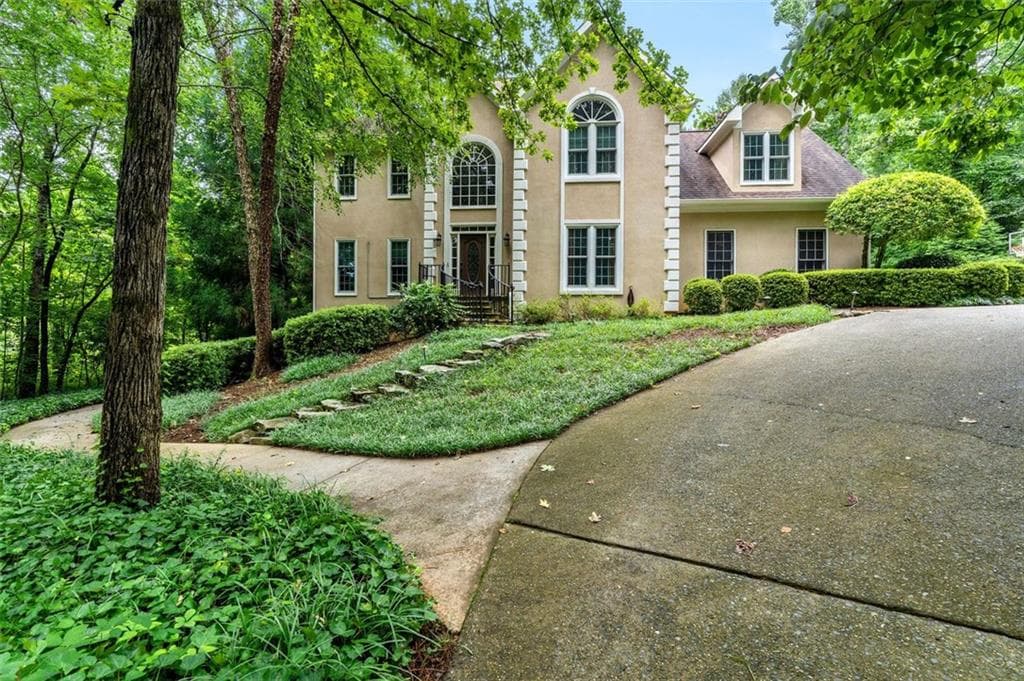 10440 Shallowford Road, Roswell, GA 30075 — most recent listing photo