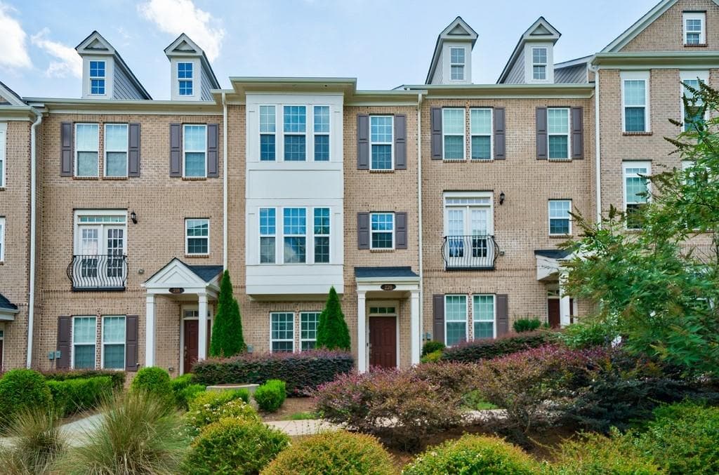 220 Braeden Way, Alpharetta, GA 30009 — most recent listing photo