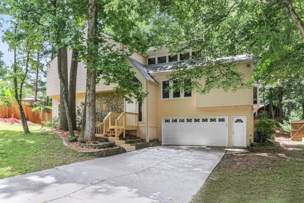 3505 Parkview Drive, Marietta, GA 30062 — most recent listing photo