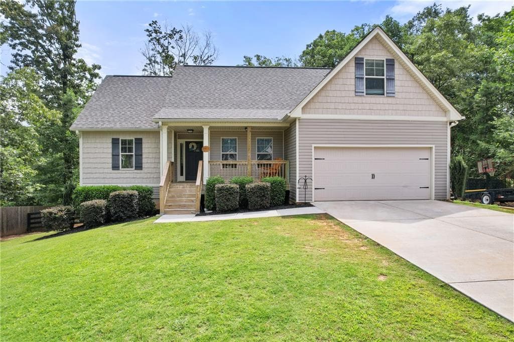 4 bedroom, 3 bathroom, 1,869 sq ft single family residence sold at 54 Sadie Court, Dawsonville, GA 30534