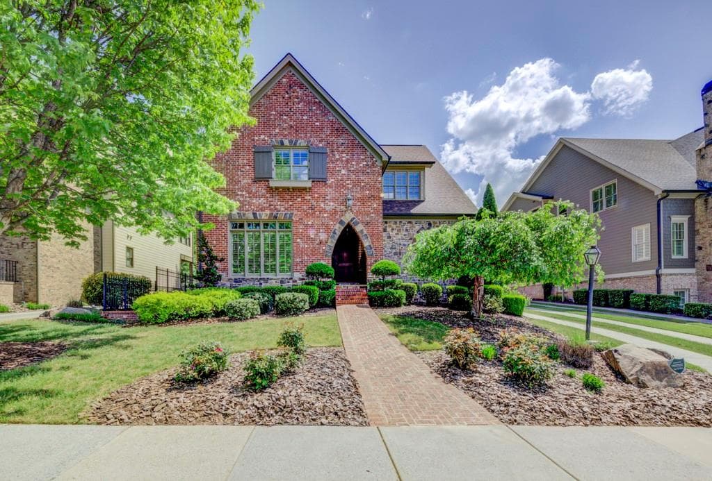 3240 Camellia Lane, Suwanee, GA 30024 — most recent listing photo