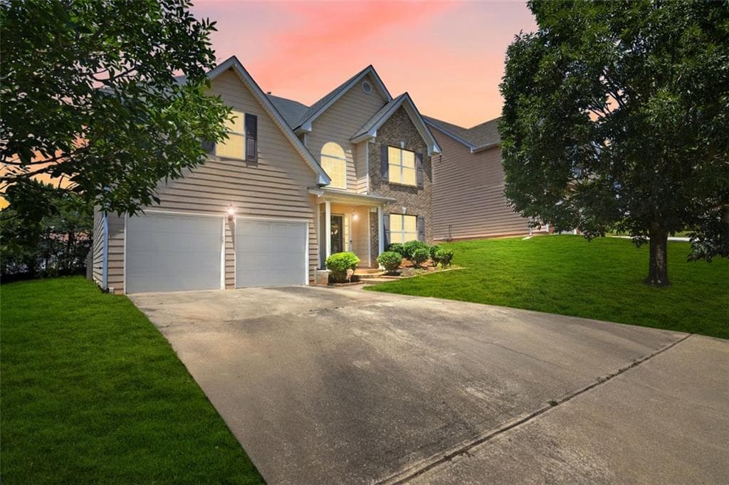 3 bedroom, 3 bathroom, 2,484 sq ft single family residence sold at 5655 LAUREL RIDGE Drive, Atlanta, GA 30344