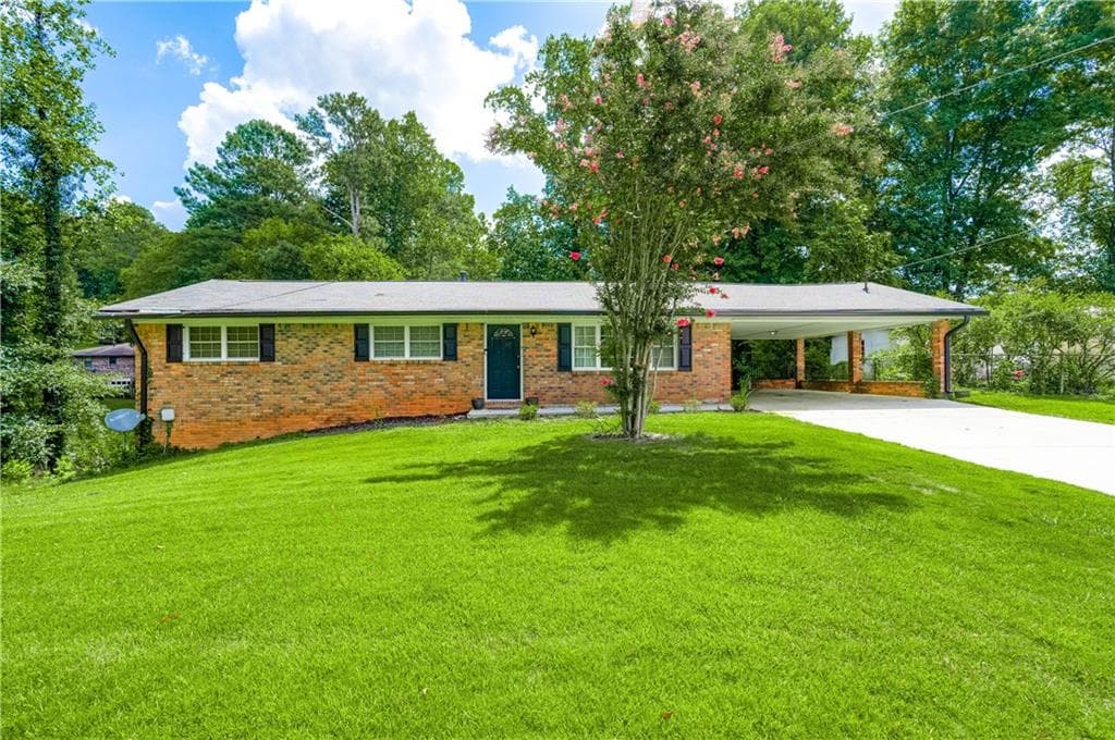 3 bedroom, 2 bathroom, 2,150 sq ft single family residence sold at 3266 Guynelle Drive, Marietta, GA 30066