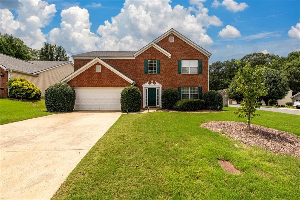 301 Silver Springs Lane, Sugar Hill, GA 30518 — most recent listing photo